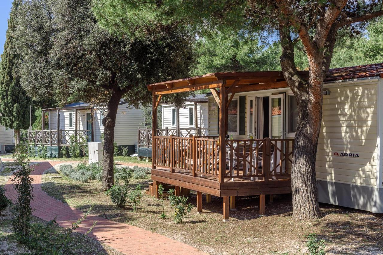 Salve Croatia Mobile Homes In Amadria Park Trogir Seget Vranjica Exterior photo