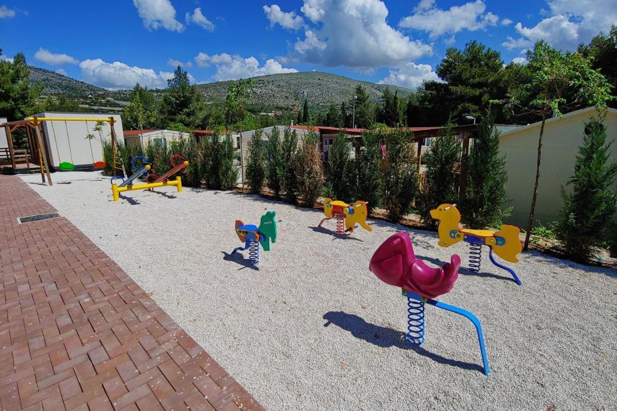Salve Croatia Mobile Homes In Amadria Park Trogir Seget Vranjica Exterior photo
