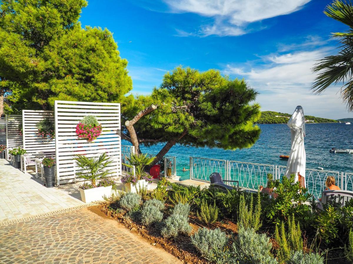Salve Croatia Mobile Homes In Amadria Park Trogir Seget Vranjica Exterior photo